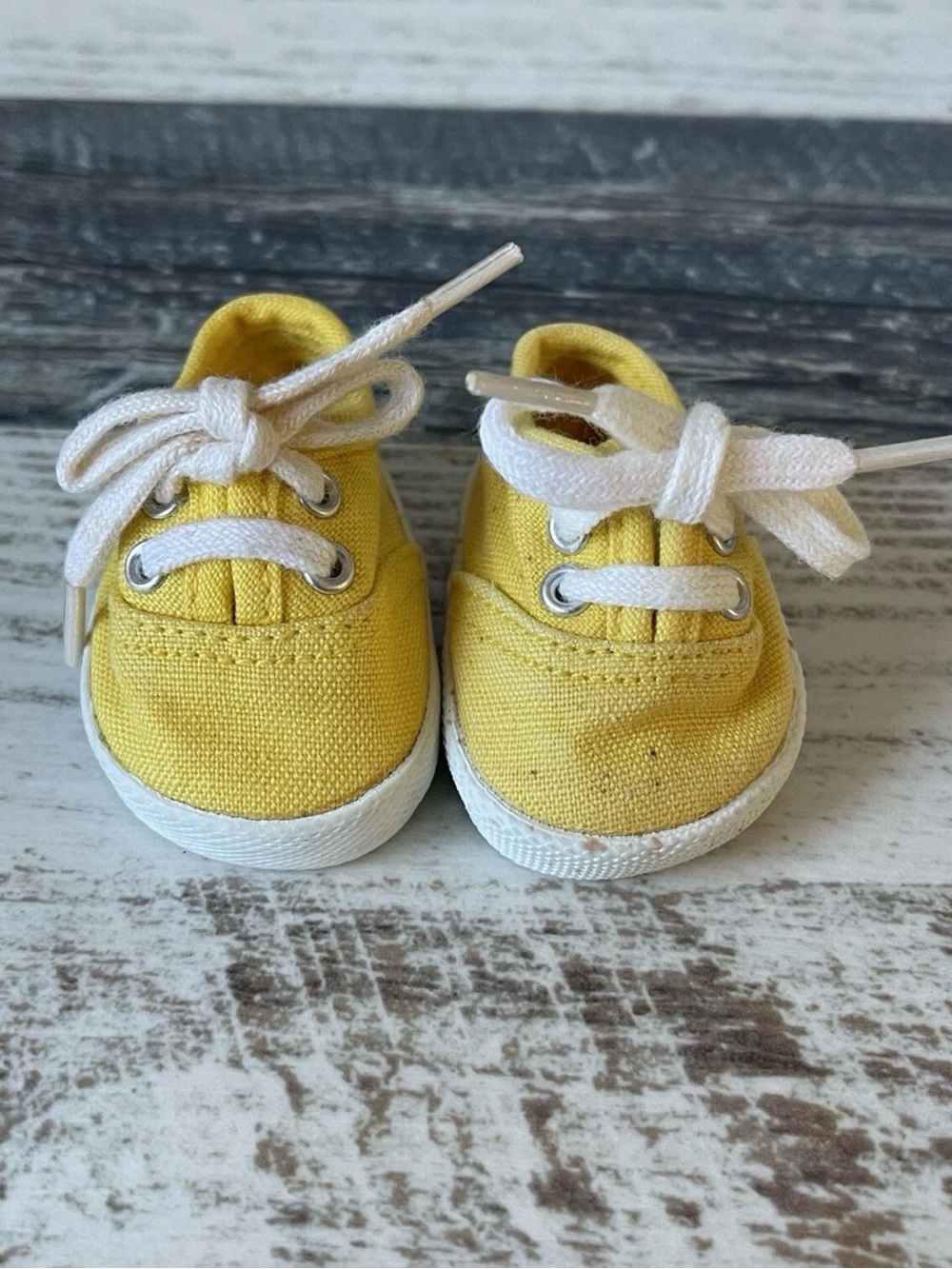 PLEASANT COMPANY American Girl BITTY BABY Doll AUTUMN Set - Shoes Only 1998 FLAW